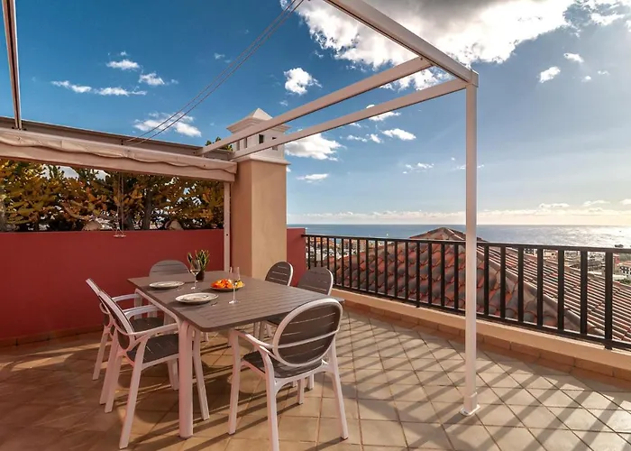 Апартаменти Beautiful 2 Bedroom Penthouse Terrazas Del Duque *