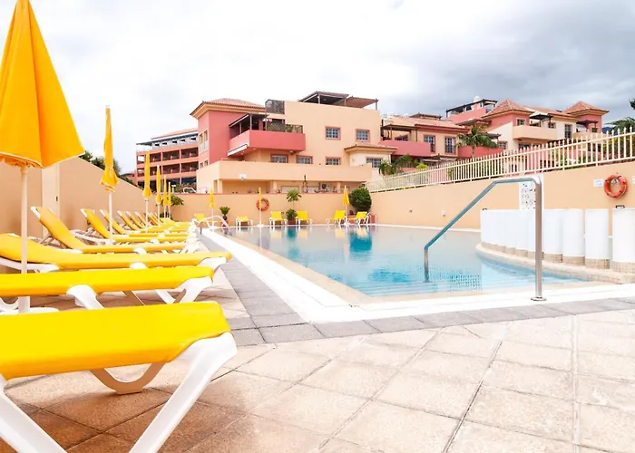 Апартаменти Beautiful 2 Bedroom Penthouse Terrazas Del Duque