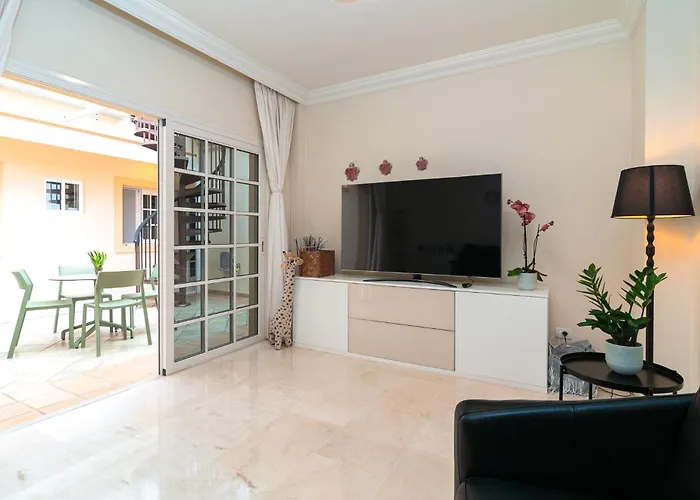 Beautiful 2 Bedroom Penthouse Terrazas Del Duque * Адехе