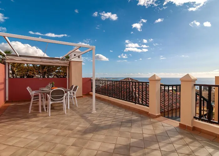 Beautiful 2 Bedroom Penthouse Terrazas Del Duque Апартаменти *